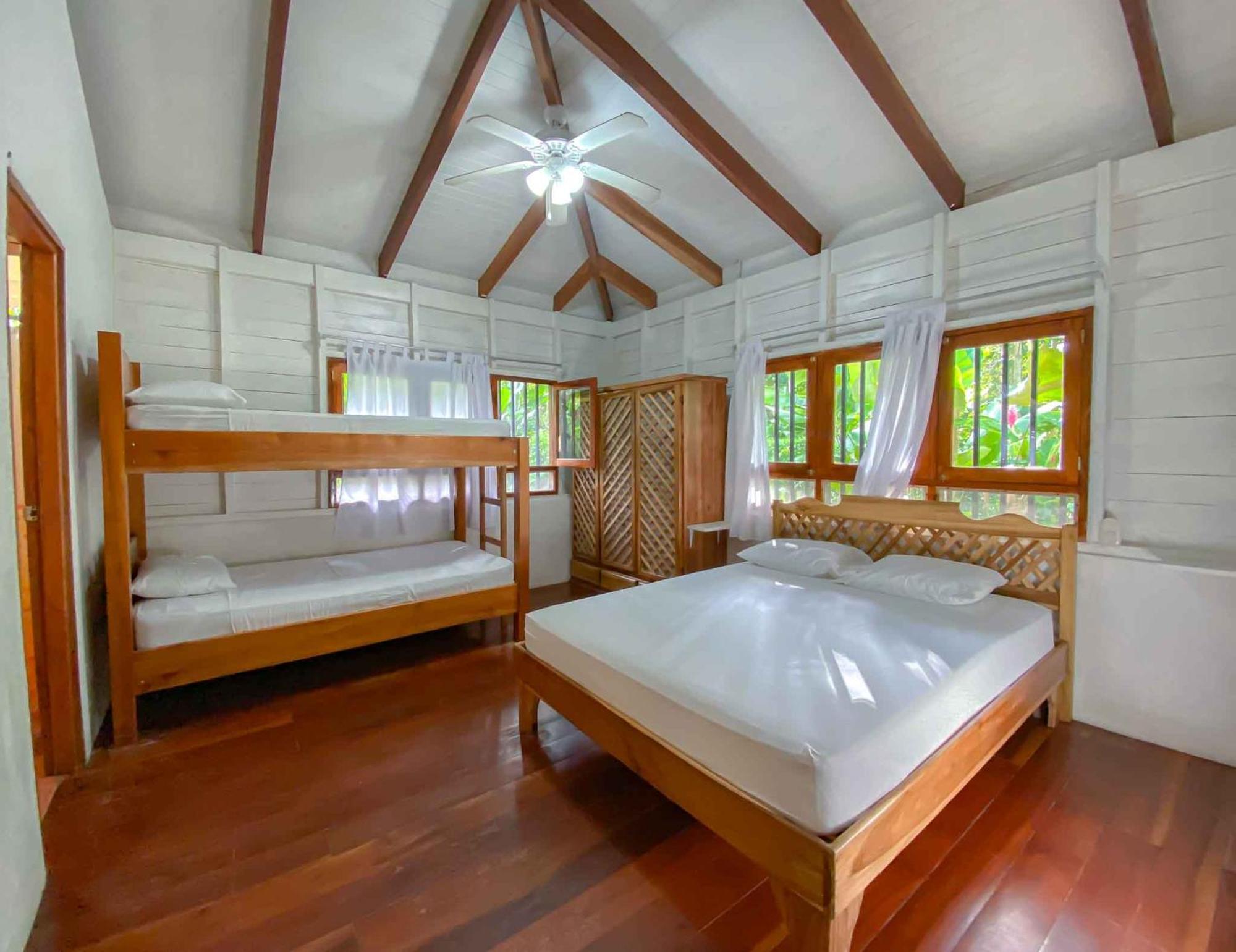 Hotel Casitas Mar Y Luz Puerto Viejo de Talamanca Pokoj fotografie